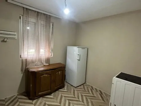 Izdavanje, kuća, 100m², Masline, Podgorica - image 9