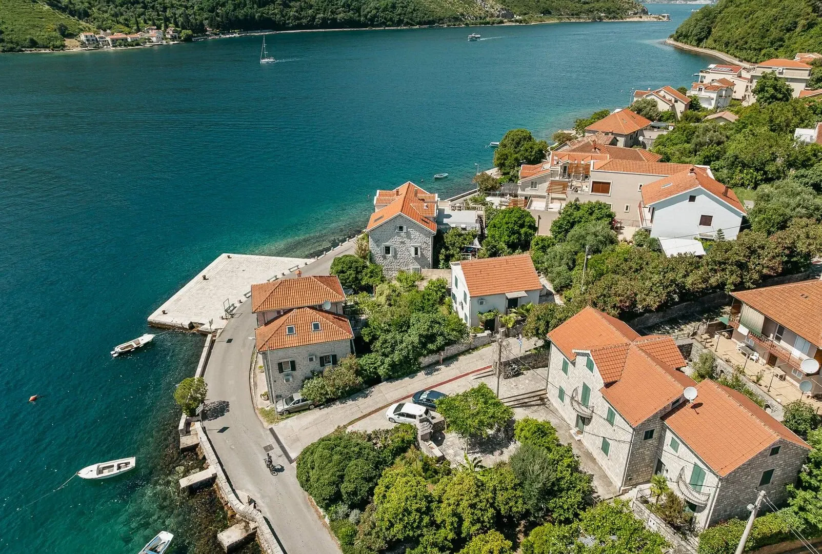 Prodaja, kuća, 291m², Lepetani, Tivat