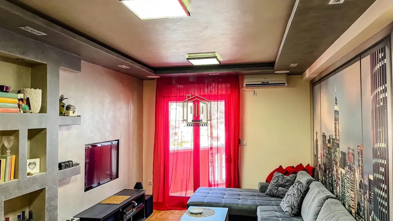 Izdavanje, jednosoban stan, 50m², Podgorica, Crna Gora