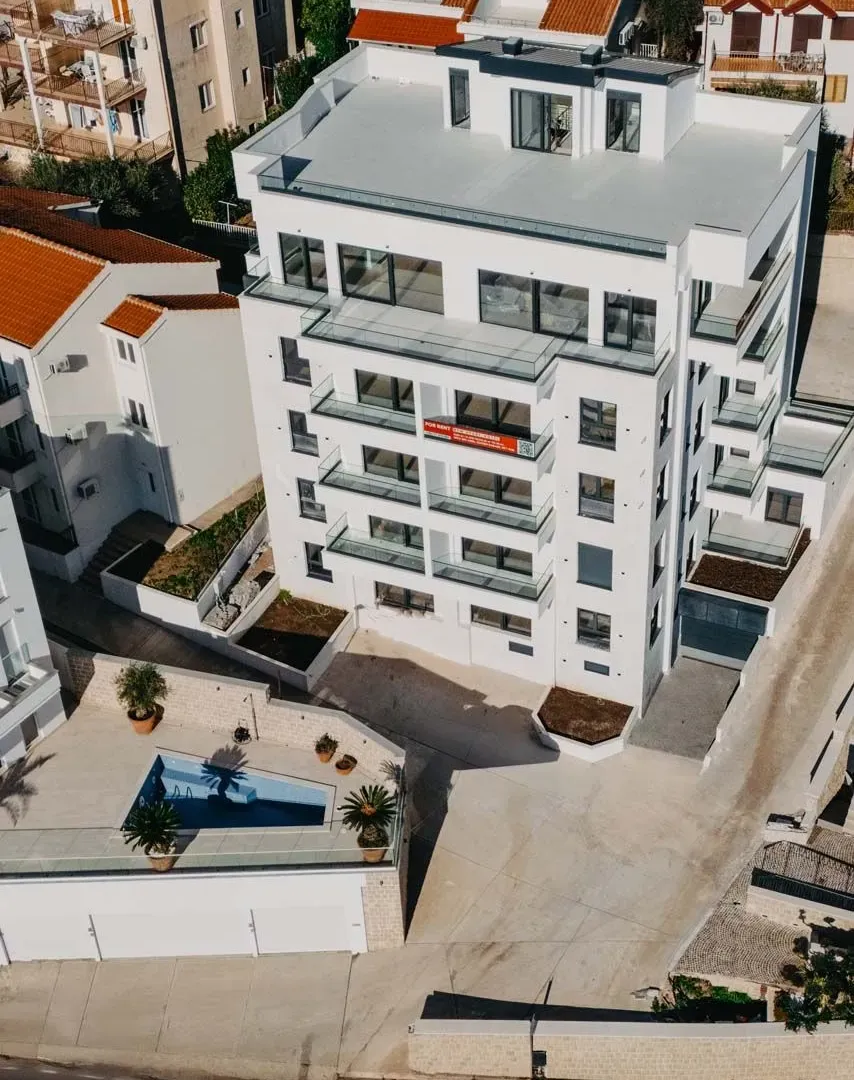 Izdavanje, ugostiteljski objekat, 1600m², Budva, Crna Gora