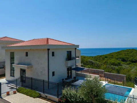 Prodaja, kuća, 318m², Reževići, Budva - image 1