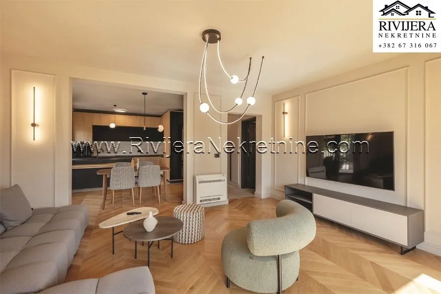 Prodaja, trosoban stan, 152m², Savina, Herceg Novi
