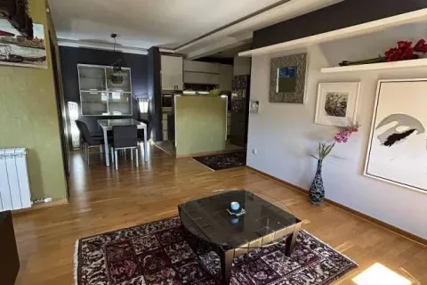 Izdavanje, trosoban stan, 70m², Vukov Spomenik, Zvezdara Sve Podlokacije - image 2