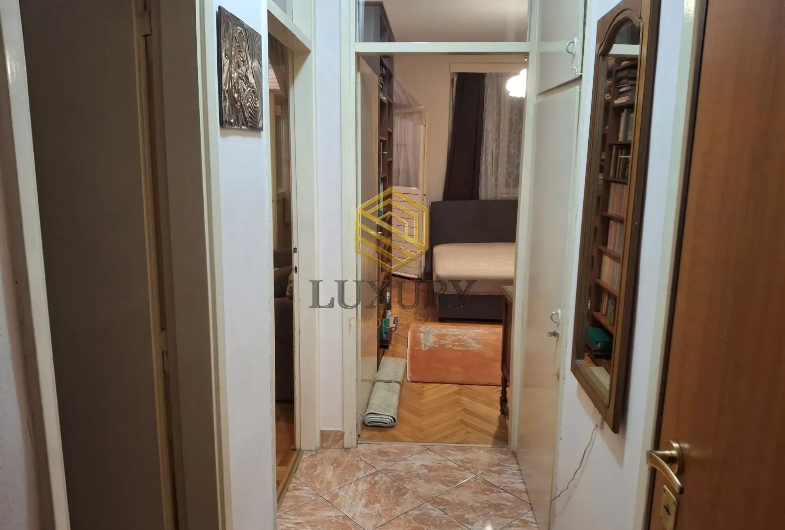 Izdavanje, jednosoban stan, 40m², Preko Morače, Podgorica