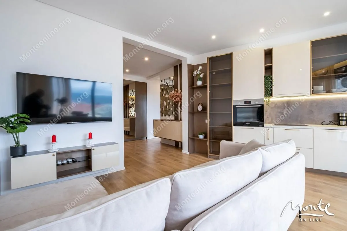 Prodaja, dvosoban stan, 76m², Tivat, Crna Gora