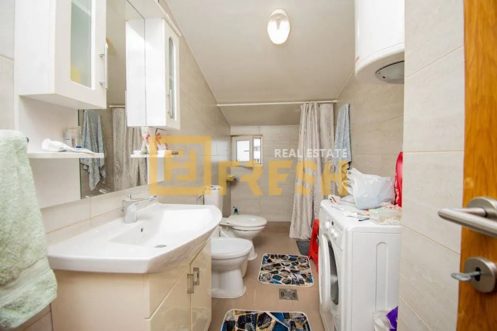 Rent, two bedroom apartment, 79m², Centar, Podgorica