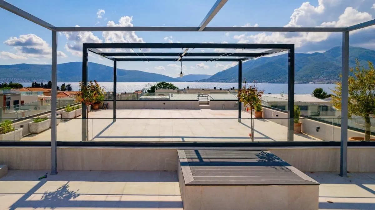 Prodaja, dvosoban stan, 154m², Donja Lastva, Tivat