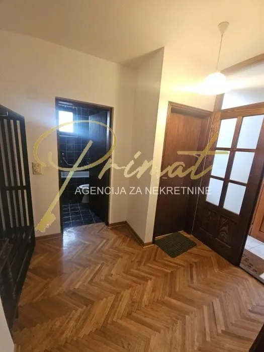 Sale, house, 254m², Palilula Sve Podlokacije, Beograd