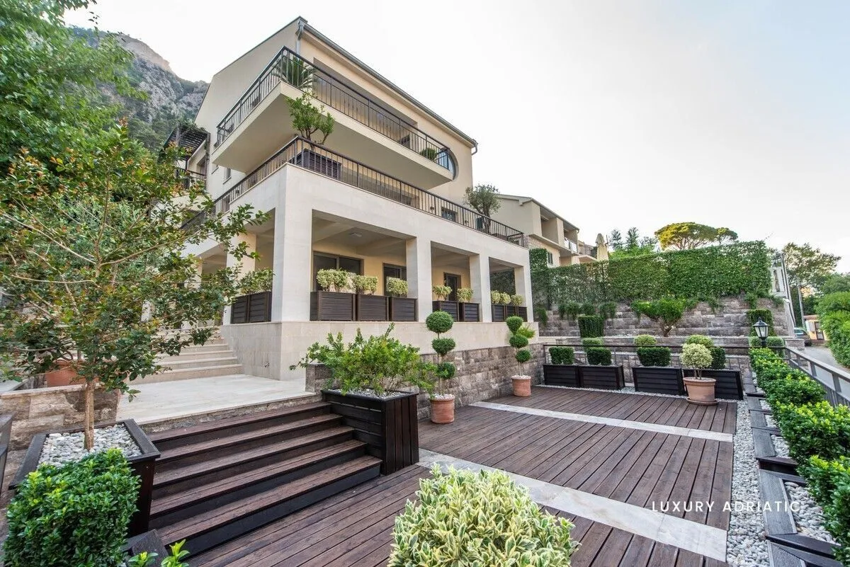 Sale, house, 510m², Kotor, Crna Gora