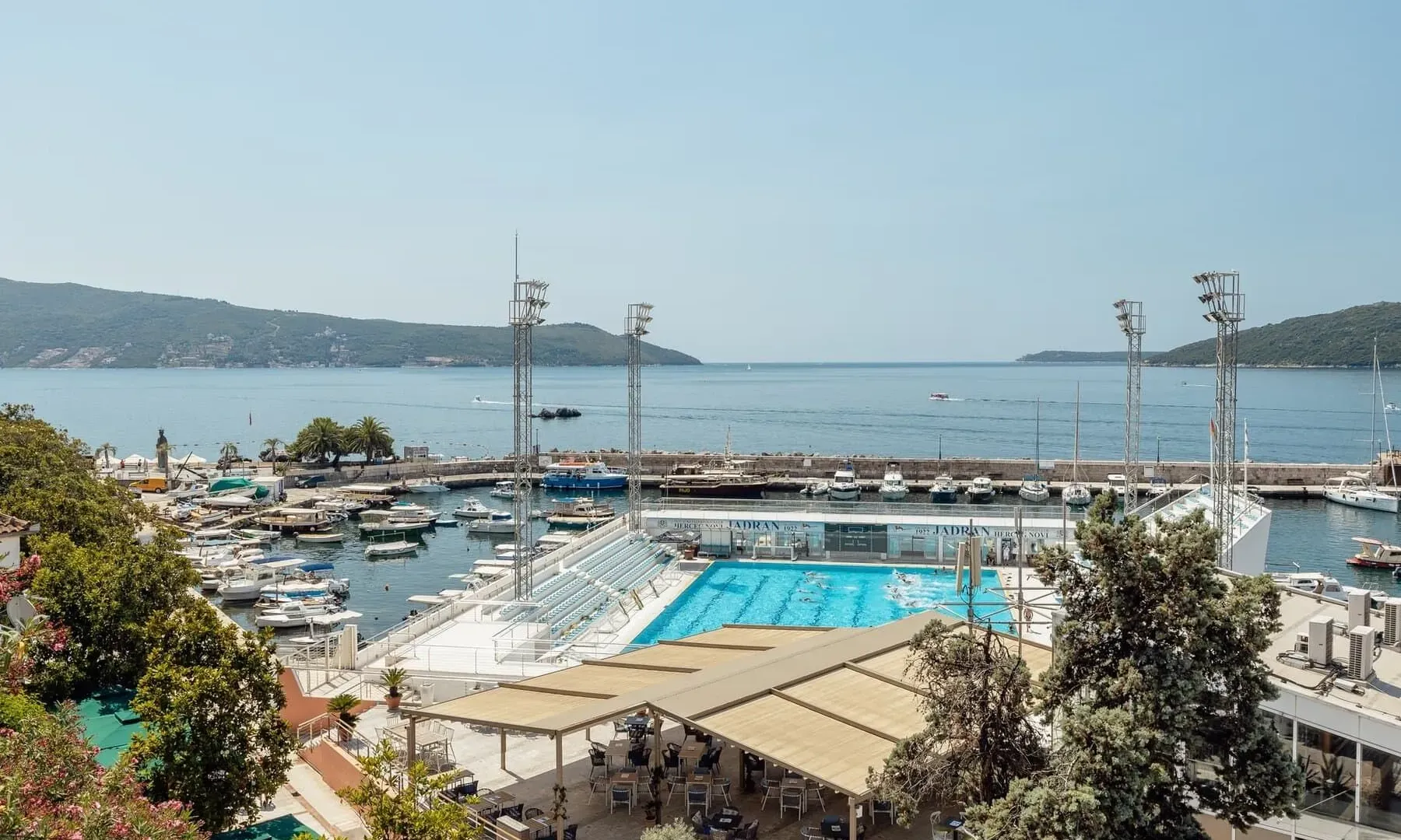 Prodaja, trosoban stan, 244m², Centar, Herceg Novi