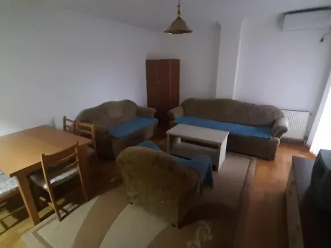 Izdavanje, dvosoban stan, 48m², Nova Detelinara, Novi Sad Sve Podlokacije - image 1