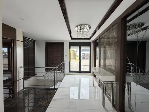 Izdavanje, stan, 240m², Telep, Novi Sad Sve Podlokacije - image 10