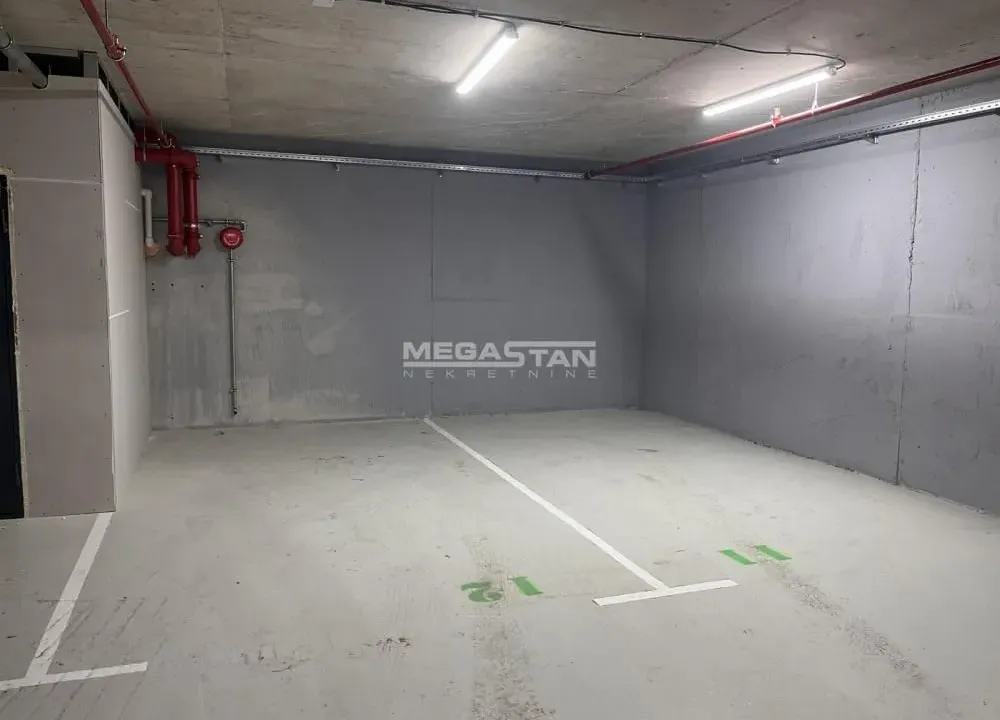 Sale, parking/garage, 13m², Čukarica, Beograd