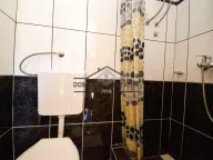 Izdavanje, kuća, 160m², Donja Gorica, Podgorica - image 21