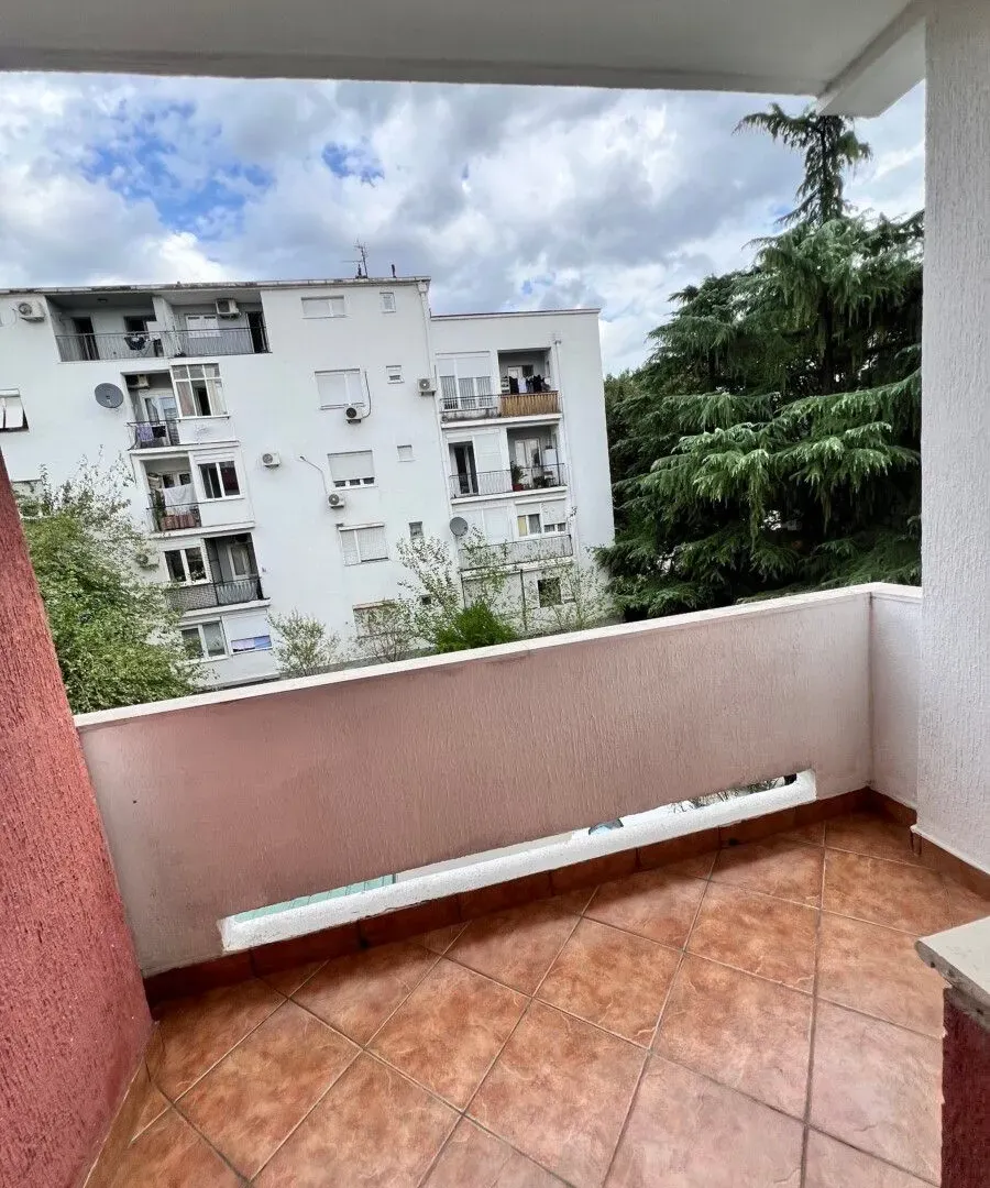Izdavanje, dvosoban stan, 60m², Preko Morače, Podgorica