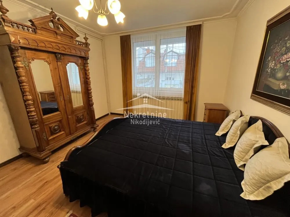 Rent, house, 220m², Savski Venac, Beograd