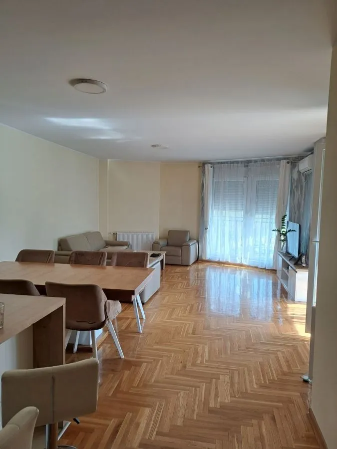 Prodaja, četvorosoban stan, 91m², Bulevar Evrope, Novi Sad Sve Podlokacije