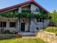 Sale, house, 250m², Kuči, Podgorica - image 1