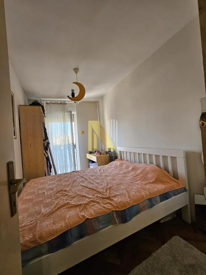 Prodaja, trosoban stan, 57m², Bulevar Oslobodjenja, Novi Sad Sve Podlokacije