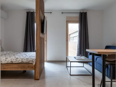 Sale, one bedroom apartment, 33m², Kotor, Crna Gora - image 8