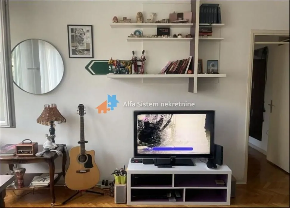 Rent, three bedroom apartment, 70m², Stari Grad, Beograd