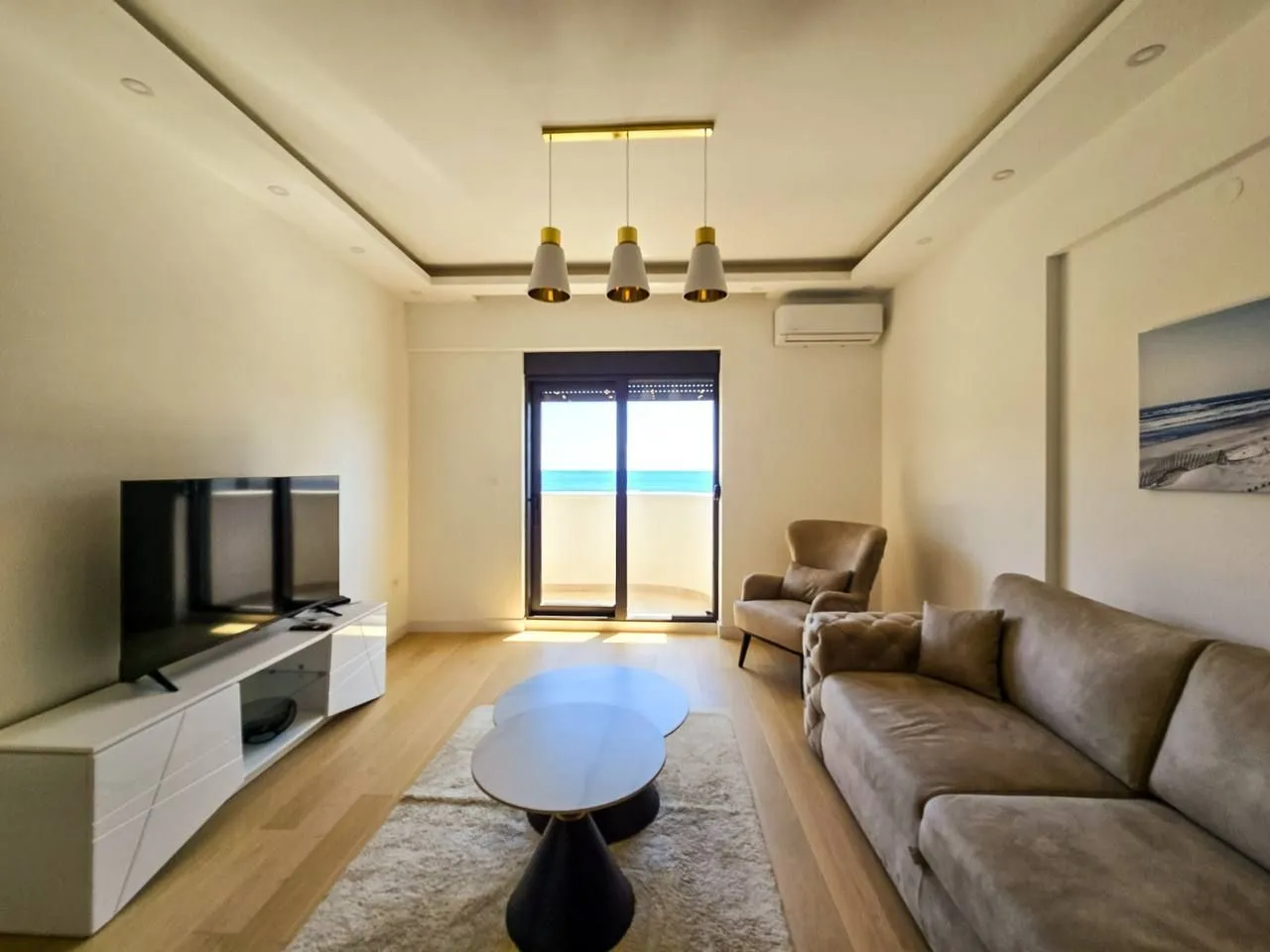 Sale, two bedroom apartment, 80m², Bečići, Budva