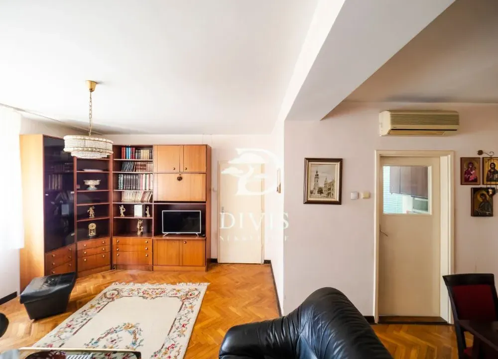 Prodaja, kuća, 103m², Dedinje Sve Podlokacije, Beograd