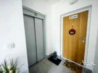 Sale, three bedroom apartment, 196m², Podgorica, Crna Gora - image 3