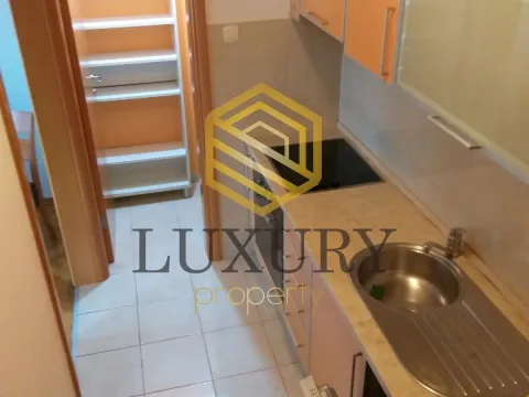 Rent, one bedroom apartment, 52m², Dalmatinska ulica, Podgorica - image 8