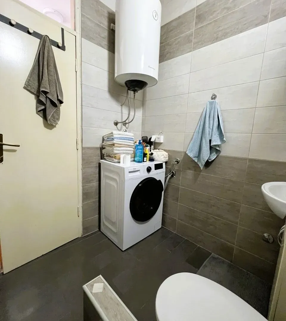 Prodaja, jednosoban stan, 48m², Pejton, Podgorica