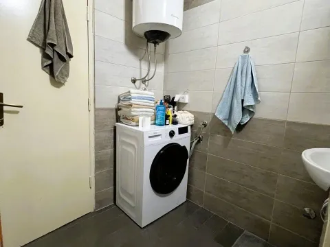 Prodaja, jednosoban stan, 48m², Pejton, Podgorica - image 8