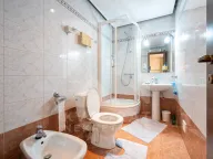 Rent, four bedroom apartment, 170m², Gorica C, Podgorica - image 21