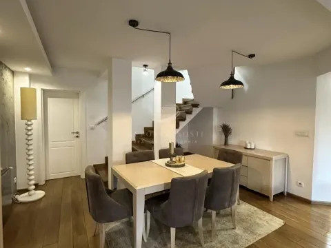 Prodaja, kuća, 300m², Lekino Brdo, Voždovac Sve Podlokacije - image 11