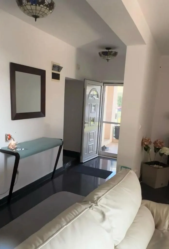 Prodaja, kuća, 440m², Prijevor, Budva