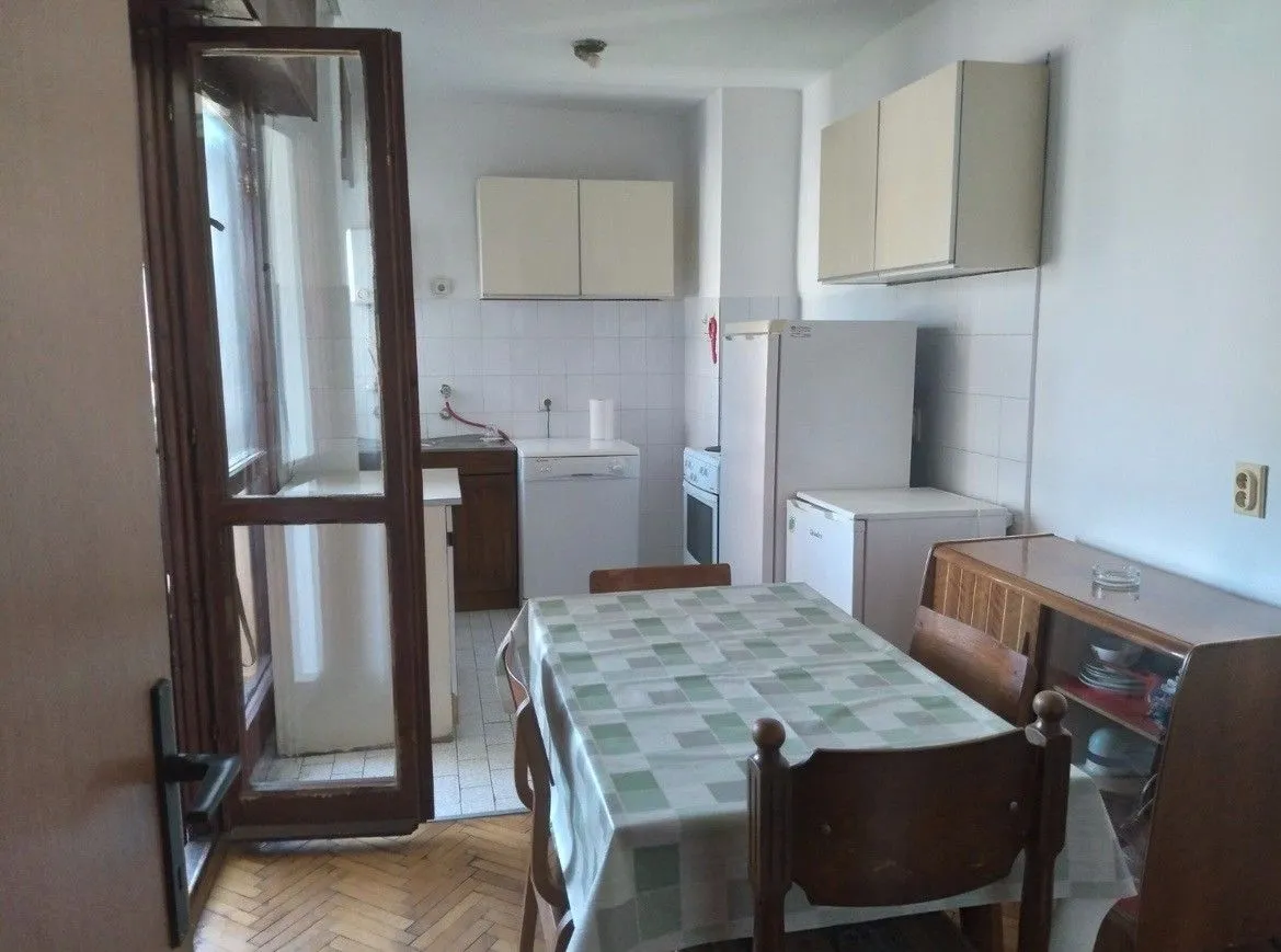 Prodaja, jednosoban stan, 56m², Blok 6, Podgorica