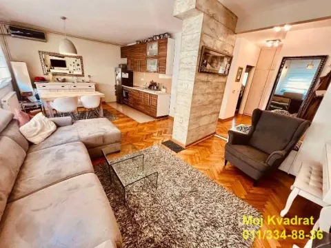 Prodaja, trosoban stan, 74m², Crveni Krst, Beograd