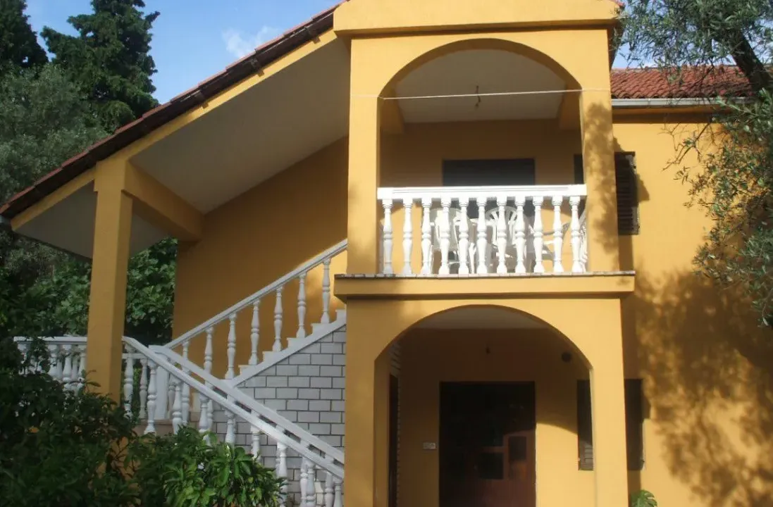 Prodaja, kuća, 137m², Buljarica, Budva