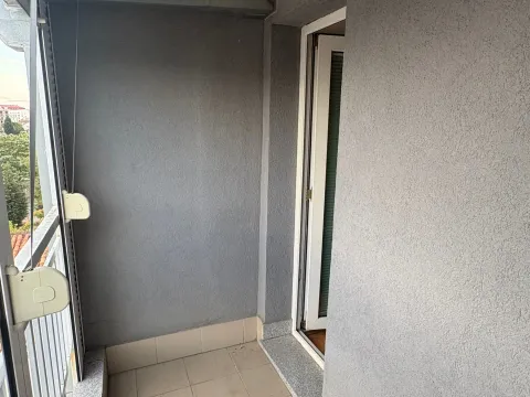 Rent, one bedroom apartment, 40m², Zabjelo, Podgorica - image 9