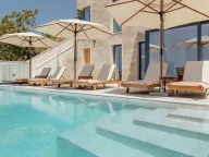 Rent, house, 250m², Blizikuće, Budva - image 11