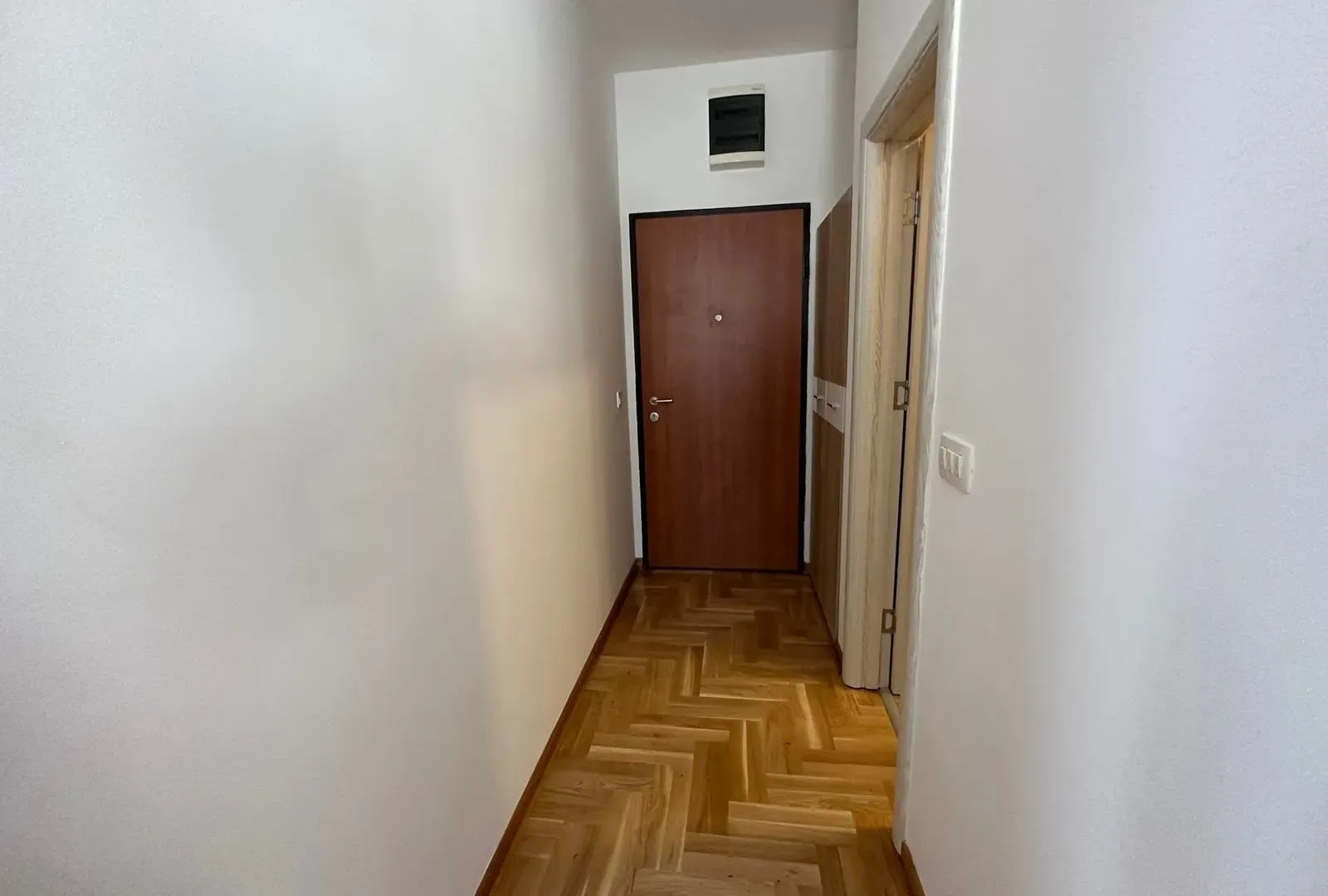 Rent, two bedroom apartment, 55m², Golubovina, Budva