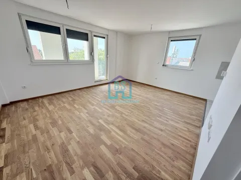 Sale, three bedroom apartment, 89m², Veternik, Novi Sad Sve Podlokacije - image 2
