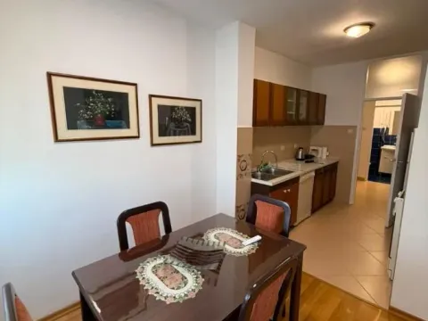 Rent, three bedroom apartment, 95m², Tuški Put, Podgorica - image 3