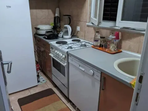 Prodaja, četvorosoban stan, 92m², Lepa Kata, Podgorica - image 15