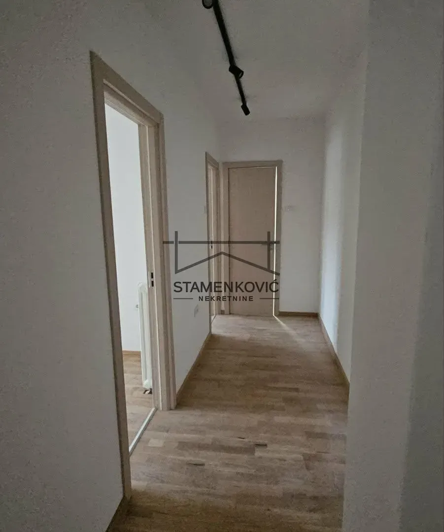 Sale, two bedroom apartment, 59m², Železnička Stanica, Novi Sad Sve Podlokacije