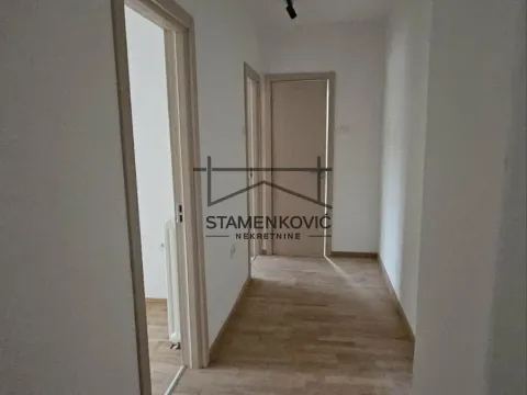 Prodaja, dvosoban stan, 59m², Železnička Stanica, Novi Sad Sve Podlokacije - image 4