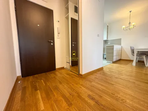 Prodaja, dvosoban stan, 63m², City Kvart, Podgorica - image 13