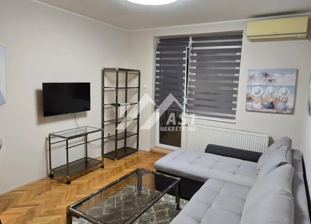 Izdavanje, dvosoban stan, 49m², Grbavica, Novi Sad Sve Podlokacije