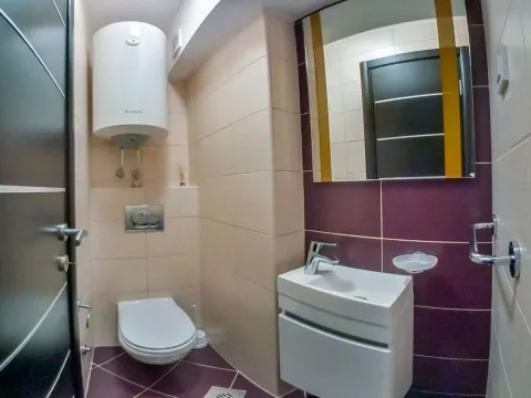 Prodaja, četvorosoban stan, 188m², Rozino, Budva - image 29