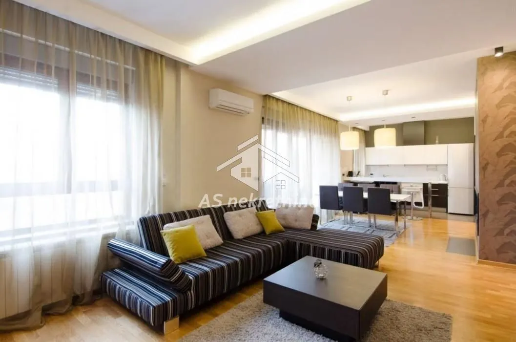 Izdavanje, stan, 160m², Crveni Krst, Beograd
