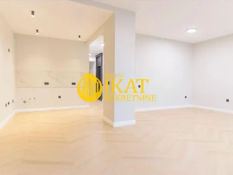 Sale, three bedroom apartment, 80m², Stari Grad, Beograd